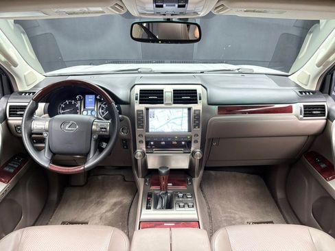 Used 2013 Lexus GX 460 Premium AWD/4WD image 38