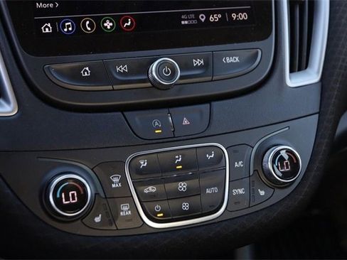 Used 2024 Chevrolet Malibu LT image 17