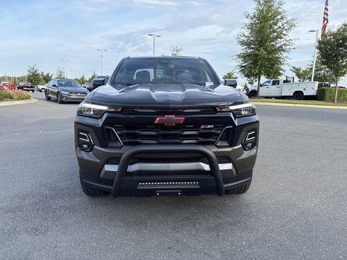Used 2024 Chevrolet Colorado Z71 w/ Z71 Convenience Package 2 AWD/4WD image 3