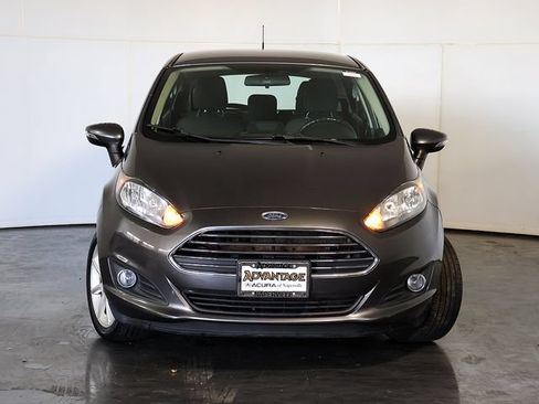 Used 2016 Ford Fiesta SE w/ Equipment Group 201A FWD image 9