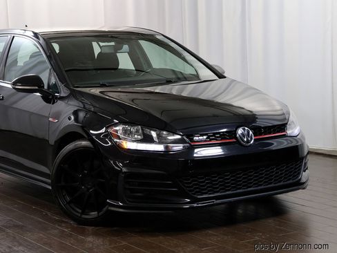 Used 2018 Volkswagen GTI S image 2