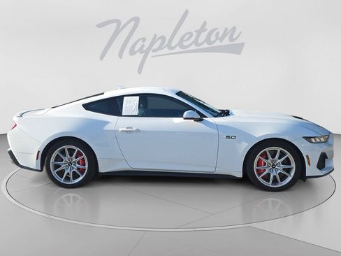Used 2024 Ford Mustang GT Premium RWD image 9