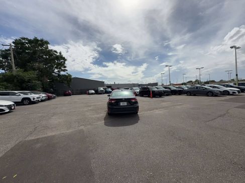 Used 2025 Toyota Corolla LE FWD image 12