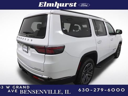 Used 2024 Jeep Wagoneer Series II image 6