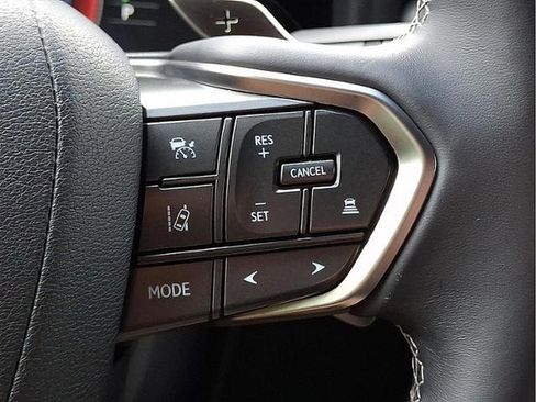 Used 2024 Lexus LX 600 4WD w/ Appearance Package image 21