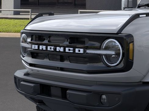 New 2026 Ford Bronco Outer Banks AWD/4WD image 19