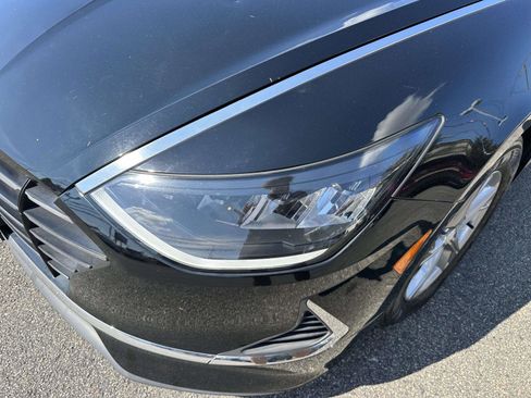 Used 2023 Hyundai Sonata SE w/ Cargo Package image 8