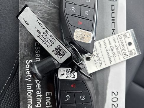 Certified 2025 Buick Enclave Sport Touring w/ LPO, All-Weather Package image 47