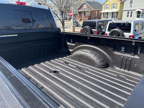 Used 2026 Ford F350 Lariat w/ Tremor Off-Road Package AWD/4WD image 9