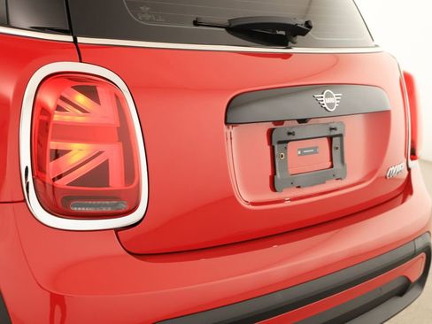 Used 2024 MINI Cooper 2-Door Hardtop FWD image 33