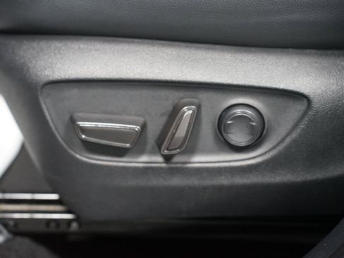 Certified 2024 Toyota Grand Highlander XLE image 33