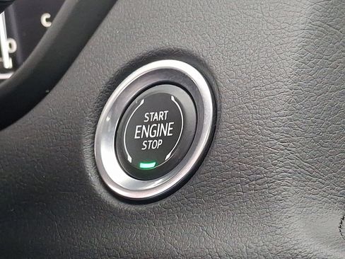 Certified 2023 Cadillac XT4 Luxury w/ Cold Weather Package image 24