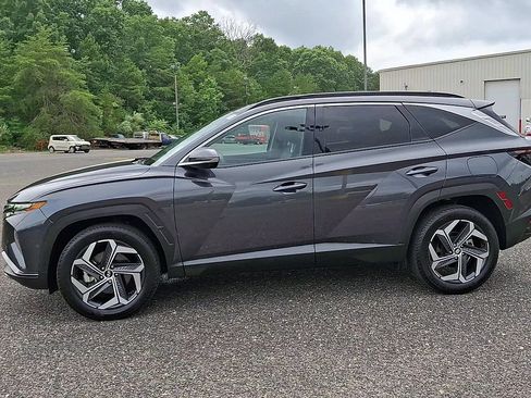 Certified 2024 Hyundai Tucson Limited AWD/4WD image 5