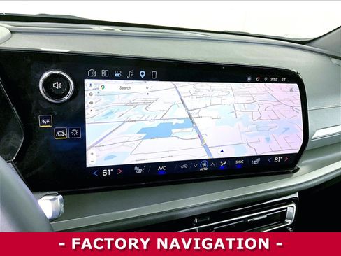Used 2026 Chevrolet Traverse LT AWD/4WD image 39