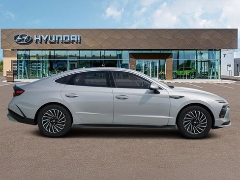 New 2026 Hyundai Sonata SEL image 5