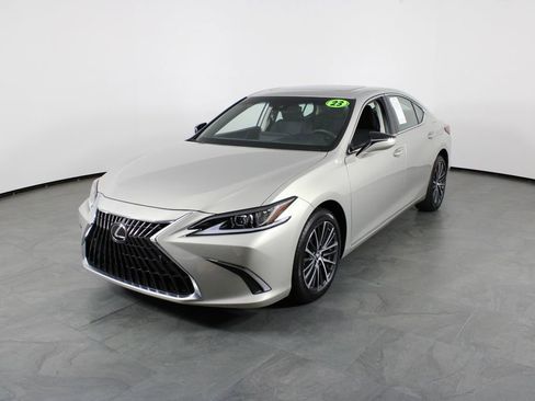 Used 2023 Lexus ES 250 w/ Premium Package image 2