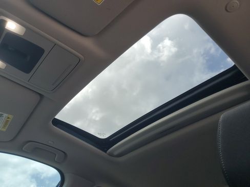 Certified 2025 Honda CR-V EX image 21