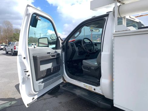 Used 2012 Ford F350 XL w/ PWR Equipment Group AWD/4WD image 8