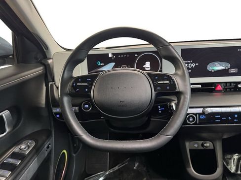 Used 2023 Hyundai Ioniq 5 Limited w/ Cargo Package AWD/4WD image 17