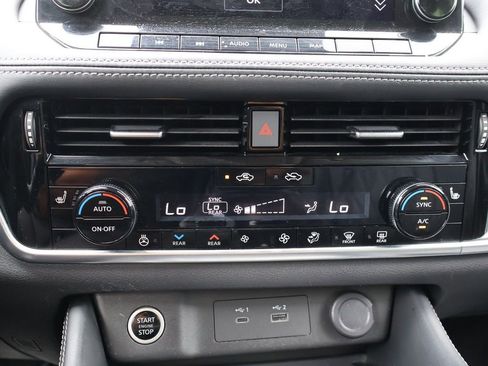 Used 2023 Nissan Rogue Platinum w/ Platinum Premium Package FWD image 54
