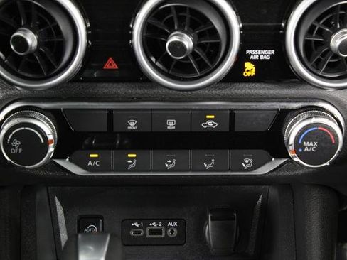 Certified 2025 Nissan Sentra SV FWD image 22