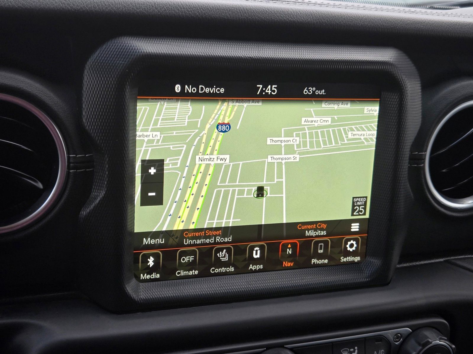 Used 2021 Jeep Wrangler Unlimited Sahara w/ Cold Weather Group AWD/4WD image 14