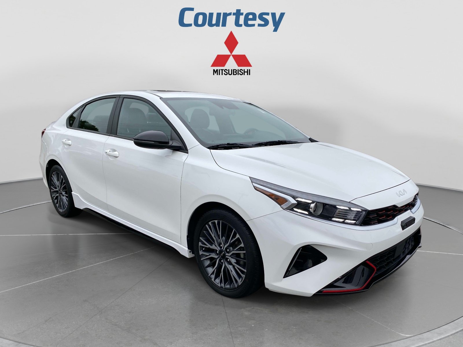 Used 2023 Kia Forte GT-Line w/ GT-Line Premium Package FWD image 8