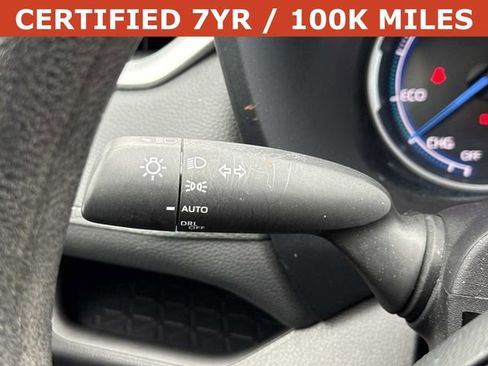 Used 2025 Toyota RAV4 XLE AWD/4WD image 26