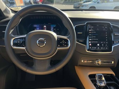 Certified 2023 Volvo XC90 B6 Ultimate w/ Protection Package Premier AWD/4WD image 15