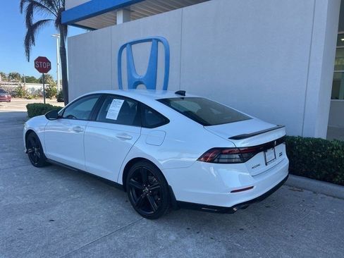 Used 2023 Honda Accord Sport image 6