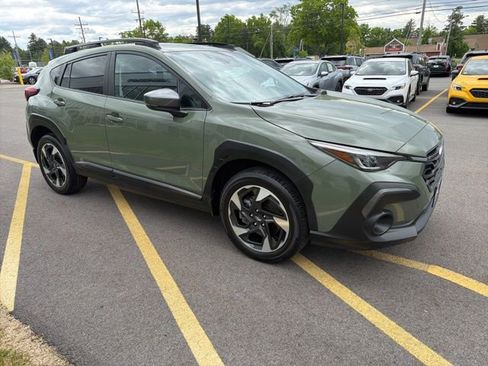 Used 2024 Subaru Crosstrek 2.5i Limited AWD/4WD image 3