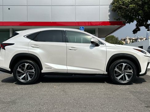 Used 2018 Lexus NX 300h AWD w/ Premium Package image 3
