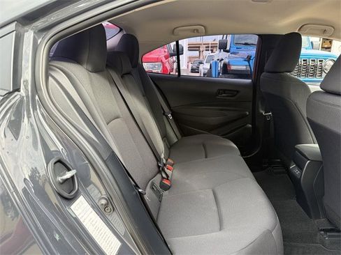 Used 2023 Toyota Corolla LE image 30