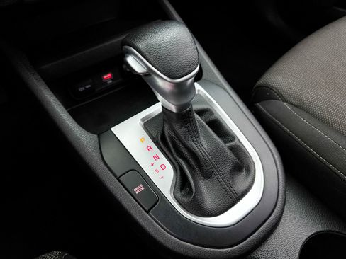 Used 2022 Kia Forte LXS image 28