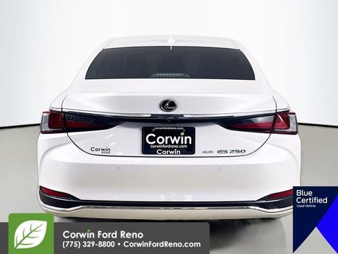 Used 2023 Lexus ES 250 w/ Premium Package AWD/4WD image 9