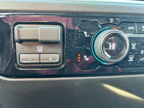 Used 2026 Chevrolet Silverado 1500 LT image 36