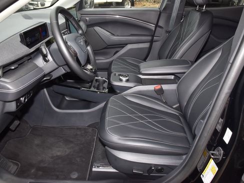 Certified 2024 Ford Mustang Mach-E Select w/ Comfort Package Lite image 13