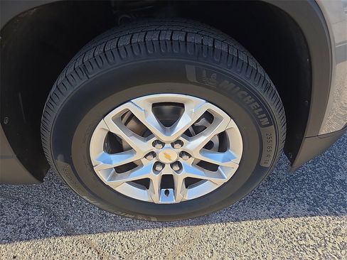 Used 2019 Chevrolet Traverse LS image 7
