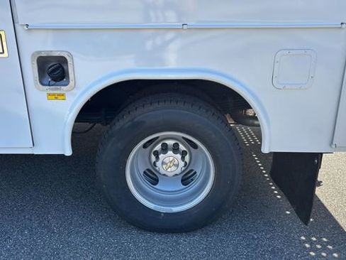 New 2025 Chevrolet Express 3500 w/ Power Convenience Package image 23