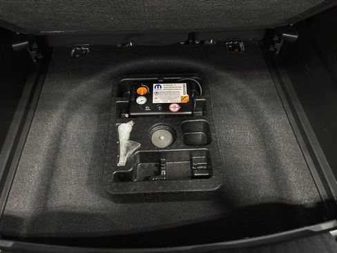 Used 2024 Jeep Compass Limited AWD/4WD image 40