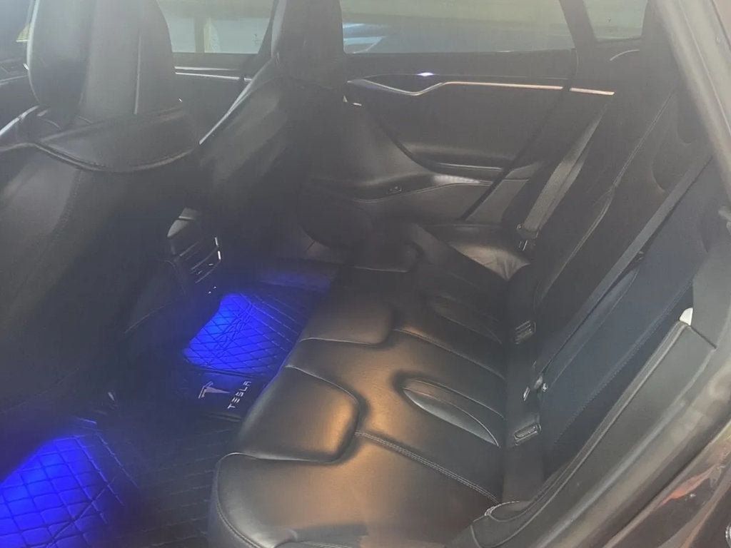 Used 2017 Tesla Model S 75 RWD image 5