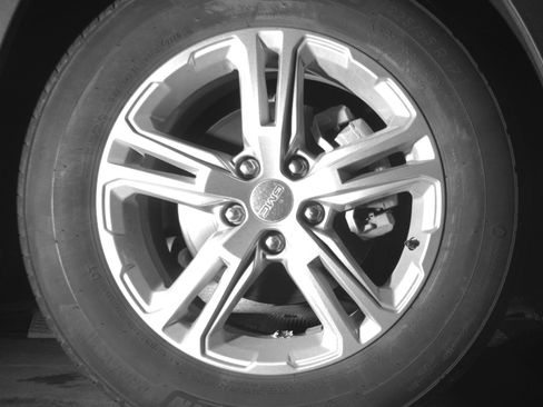 Used 2024 GMC Terrain SLE FWD image 13