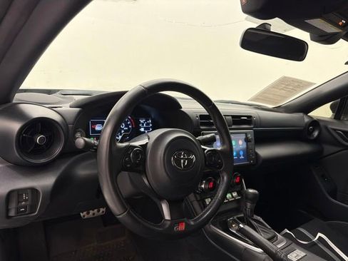 Used 2023 Toyota GR86 Premium RWD image 11
