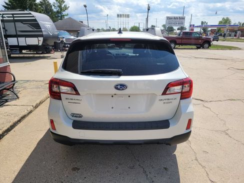 Used 2016 Subaru Outback 3.6R Limited AWD/4WD image 7