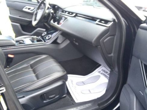 Used 2018 Land Rover Range Rover Velar S image 27