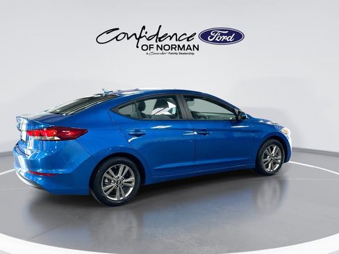 Used 2018 Hyundai Elantra Value Edition FWD image 9