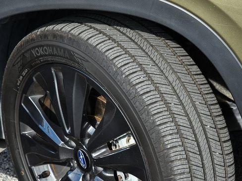 Used 2022 Subaru Ascent Onyx Edition image 3