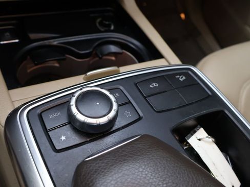 Used 2015 Mercedes-Benz GL 450 4MATIC w/ Appearance Package image 26