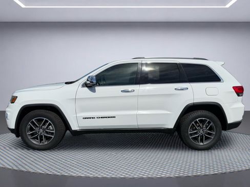 Used 2017 Jeep Grand Cherokee Limited w/ Luxury Group II RWD image 3