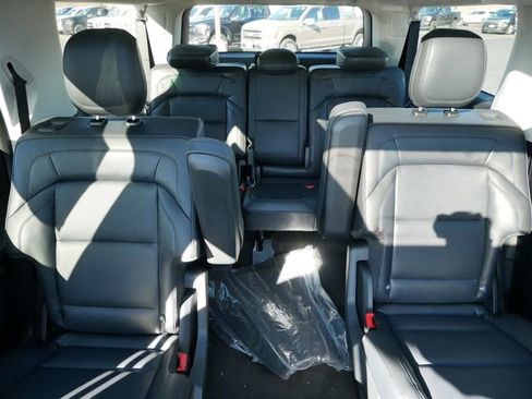 New 2026 Lincoln Navigator L Reserve AWD/4WD image 27